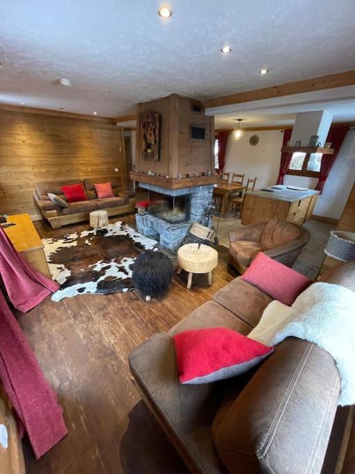 Chalet 6 Chambres A 3 Min Des Pistes Des 3 Vallees St Martin De Belleville Saint-Martin-de-Belleville Eksteriør bilde